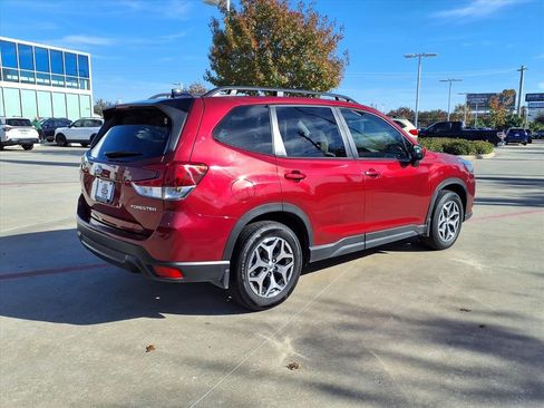 Certified 2024 Subaru Forester Premium image 4