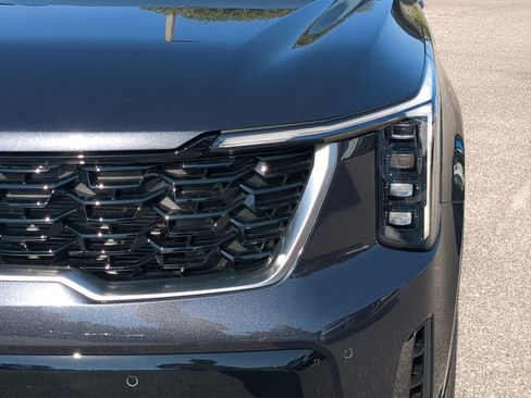 New 2026 Kia Sorento S image 9