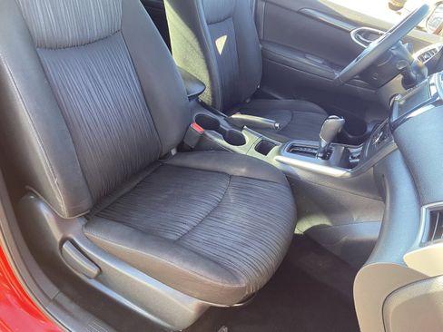 Used 2019 Nissan Sentra SV image 11