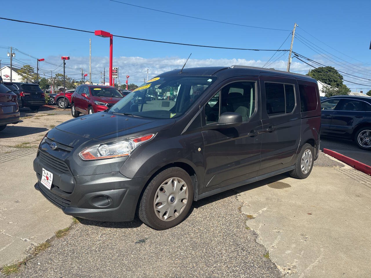 Used 2016 Ford Transit Connect XLT FWD image 7