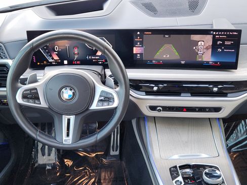 Used 2023 BMW X7 M60i w/ Executive Package image 28