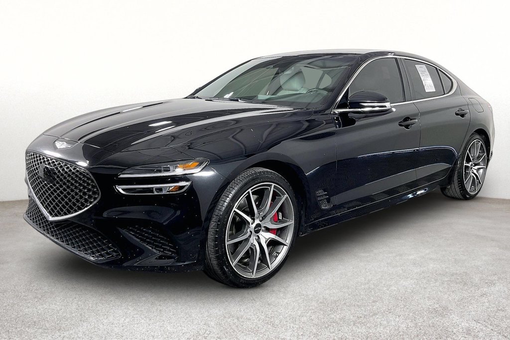 Used 2025 Genesis G70 2.5T RWD image 13