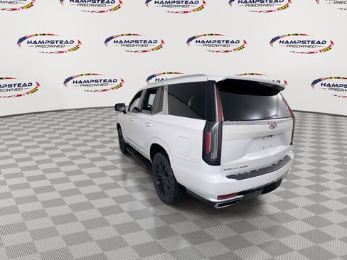 Used 2023 Cadillac Escalade Premium Luxury image 6