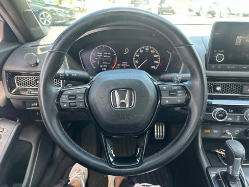 Used 2025 Honda Civic Sport image 7