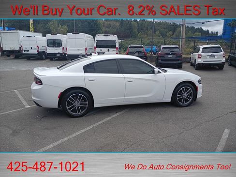 Used 2019 Dodge Charger SXT AWD/4WD image 5