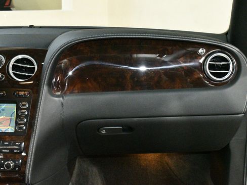 Used 2008 Bentley Flying Spur Flying Spur image 24