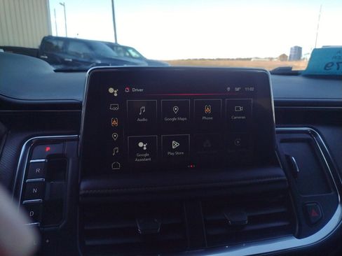 Used 2024 GMC Yukon AT4 w/ AT4 Premium Package image 16