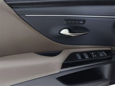 New 2025 Lexus ES 350 350 image 11