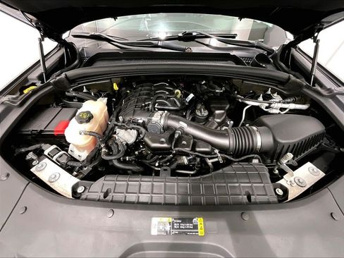 Used 2021 Jeep Grand Cherokee L Limited AWD/4WD image 31