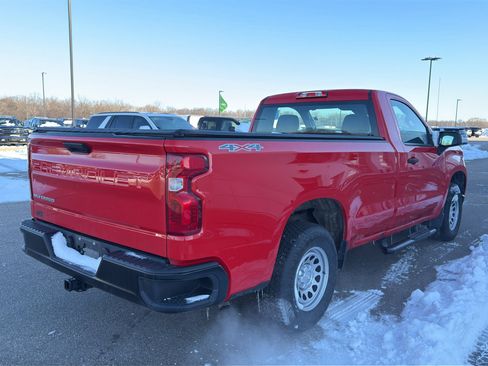 Used 2024 Chevrolet Silverado 1500 W/T w/ Trailering Package image 5