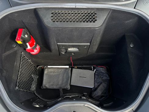 Used 2020 McLaren GT RWD image 32