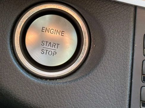 Used 2015 Mercedes-Benz E 350 4MATIC Sedan image 18