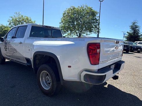 Used 2022 Chevrolet Silverado 3500 High Country w/ Safety Package II AWD/4WD image 7