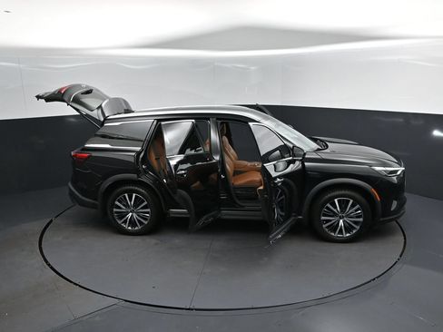 Certified 2023 INFINITI QX60 Sensory w/ Cargo Package AWD/4WD image 45