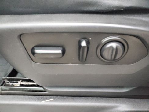 Used 2020 GMC Sierra 2500 SLT w/ SLT Premium Plus Package image 7