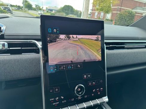 Certified 2026 GMC Sierra EV Elevation AWD/4WD image 26