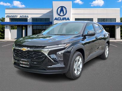 Used 2025 Chevrolet Trax LS w/ LS Convenience Package