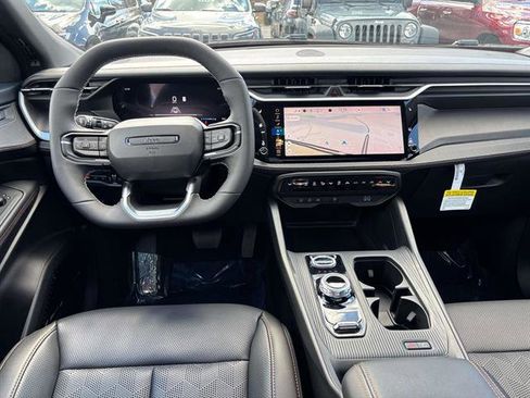 New 2026 Jeep Cherokee Overland image 9