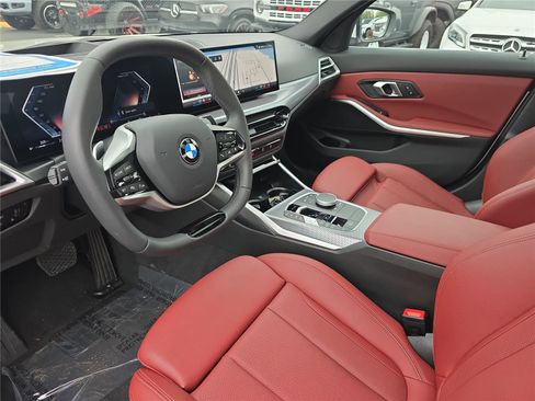 Used 2025 BMW 330i Sedan image 13