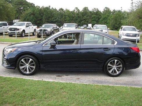Used 2018 Subaru Legacy 2.5i Limited image 7