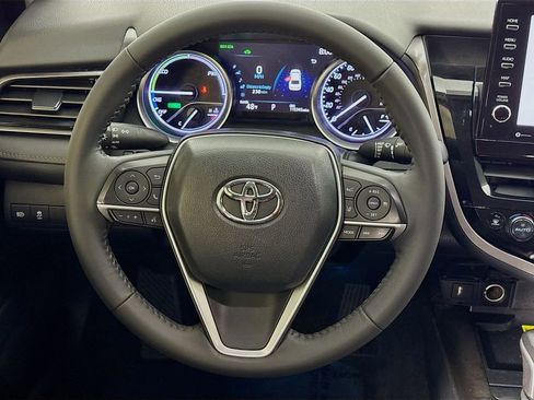 Used 2022 Toyota Camry XLE image 31