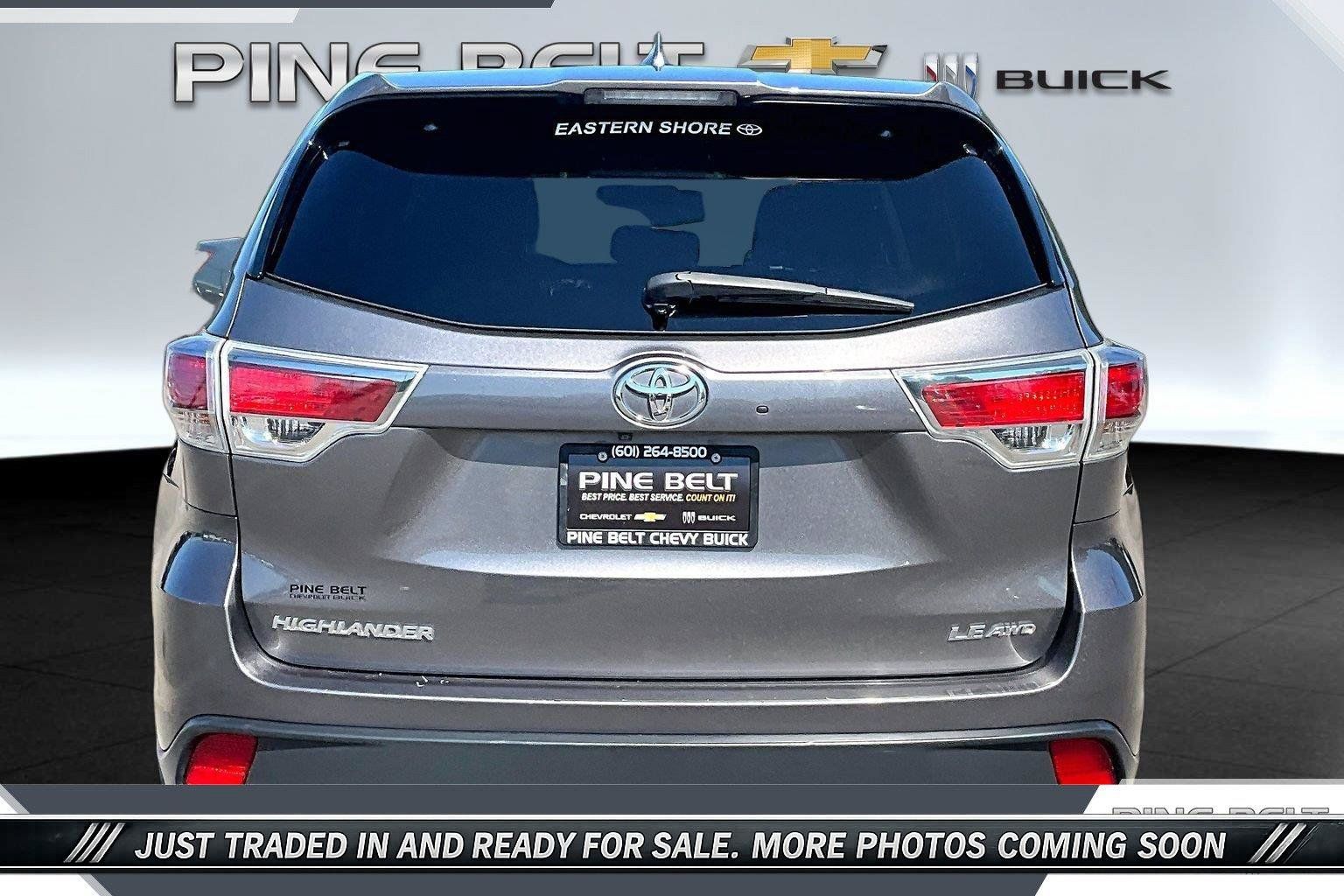 Used 2016 Toyota Highlander Plus AWD/4WD image 4