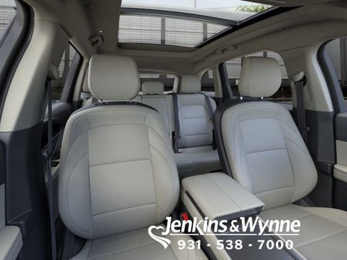 New 2026 Lincoln Nautilus Premier w/ Equipment Group 102A AWD/4WD image 10