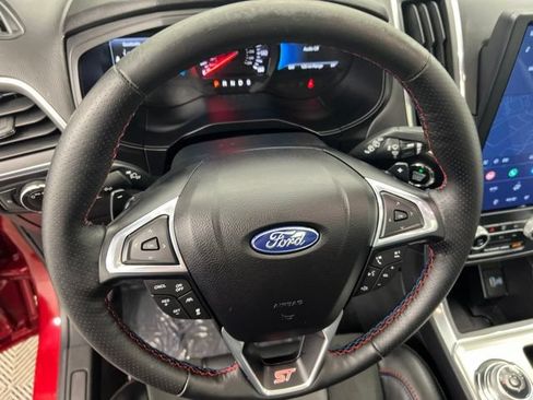 Used 2023 Ford Edge ST w/ Equipment Group 401A AWD/4WD image 21