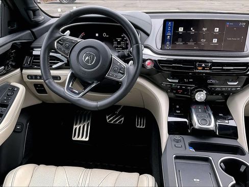 Used 2025 Acura MDX A-Spec image 8