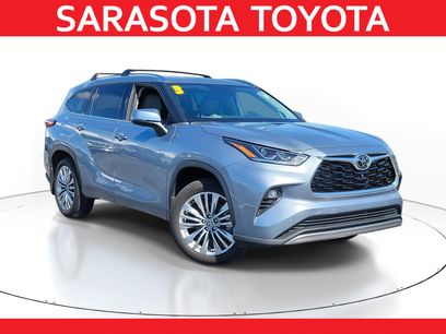 Used 2023 Toyota Highlander Platinum