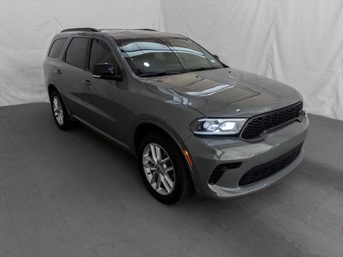 Used 2024 Dodge Durango GT image 13