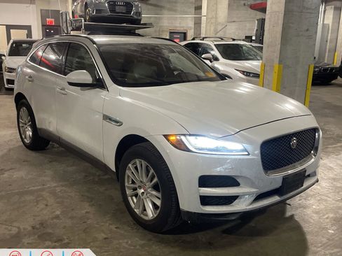 Used 2017 Jaguar F-PACE Prestige image 1