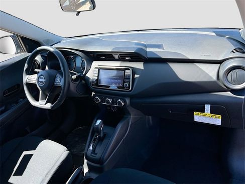 New 2025 Nissan Kicks Play S image 26