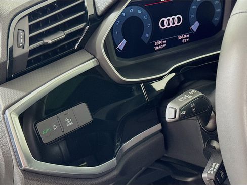 Certified 2025 Audi Q3 2.0T Premium Plus w/ Premium Plus Package image 14