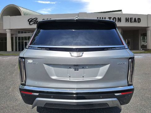 Used 2026 Cadillac Vistiq Premium Luxury AWD/4WD image 5