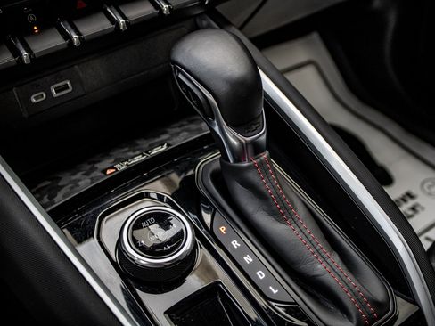 Used 2023 Chevrolet Colorado Z71 w/ Z71 Convenience Package 2 image 29