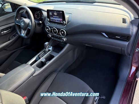 Used 2025 Nissan Sentra SV FWD image 8