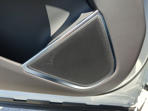 New 2026 Jaguar F-PACE R-Dynamic S image 16