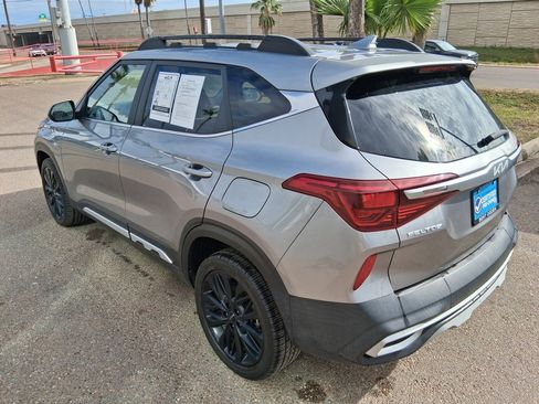 Used 2022 Kia Seltos Nightfall Edition image 5