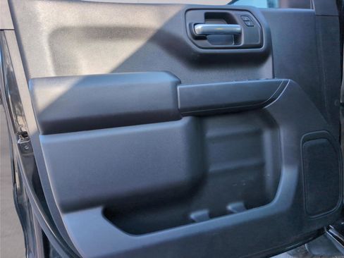 Used 2023 Chevrolet Silverado 1500 Custom Trail Boss w/ LPO, Dark Essentials Package image 15