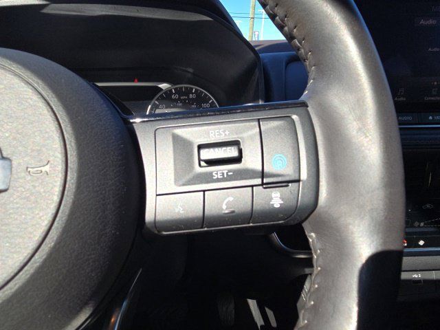 Used 2021 Nissan Rogue SL AWD/4WD image 28