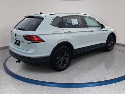 Used 2024 Volkswagen Tiguan Wolfsburg Edition AWD/4WD image 5