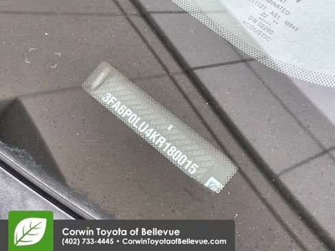 Used 2019 Ford Fusion SE image 31