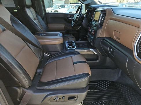 Certified 2020 Chevrolet Silverado 1500 High Country w/ Technology Package image 30