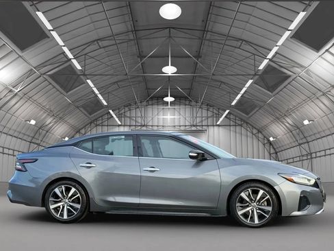 Used 2020 Nissan Maxima 3.5 SL w/ Floor Mat Group image 8