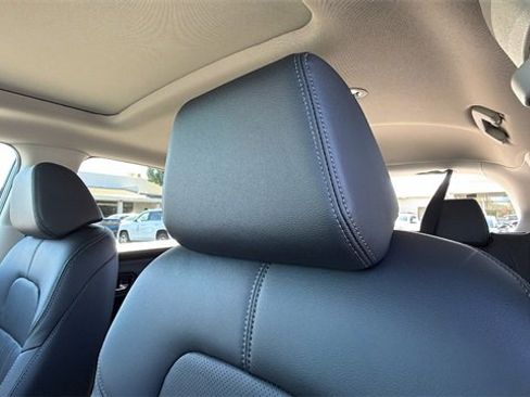 New 2026 Honda HR-V EX-L image 22