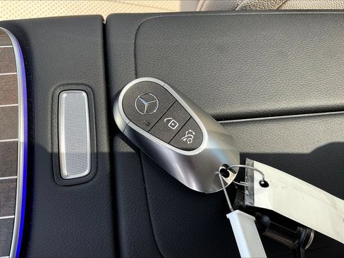 Used 2025 Mercedes-Benz E 450 4MATIC Sedan w/ Winter Package image 37
