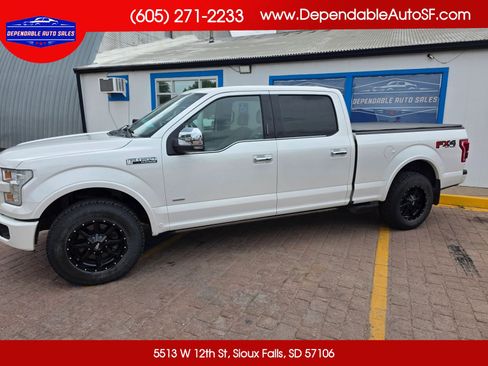 Used 2015 Ford F150 Platinum w/ Equipment Group 701A Luxury AWD/4WD image 1