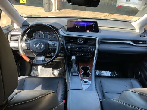 Used 2019 Lexus RX 450hL Premium w/ Premium Package image 17