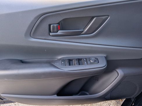 Used 2024 Toyota Prius LE image 32